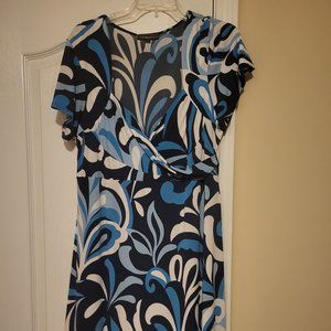 Casual short sleeve dress